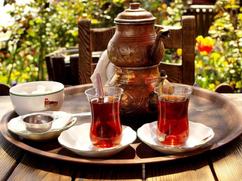 Sanjal sem, da pijem čaj... Pitje čaja v sanjah od Ibn Sirina - Sinai Network
